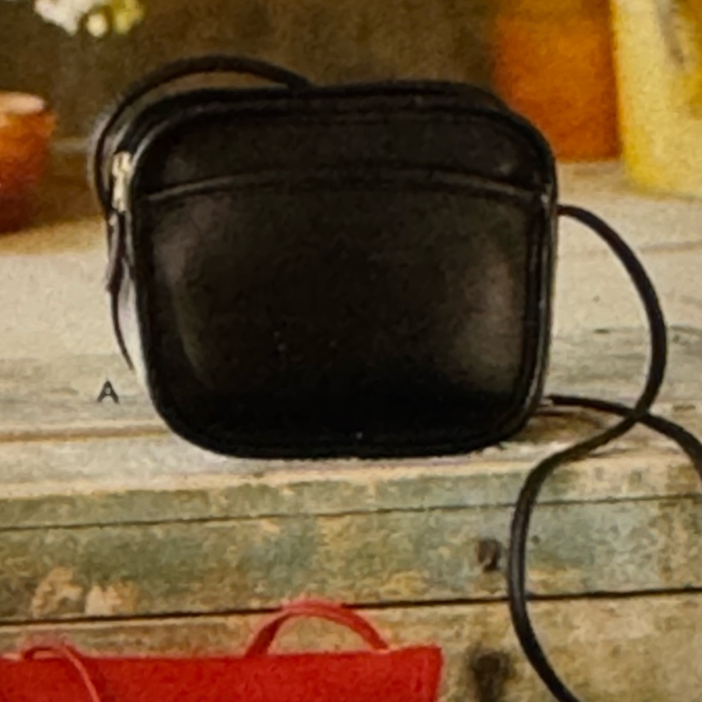 Vintage 90’s Black Coach Mini Hadley Crossbody Purse 9935